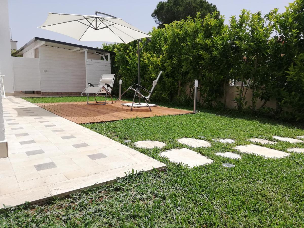 Le Stelle Di Orione Villa Fontane Bianche Exterior photo